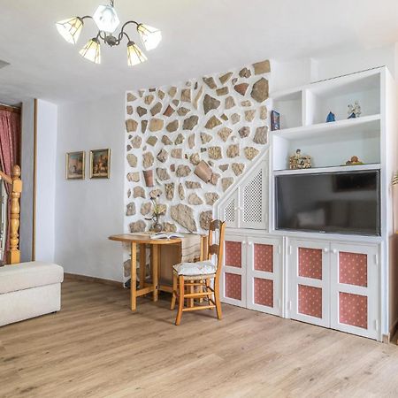 Stunning Home In Gaucin With Wifi Bagian luar foto