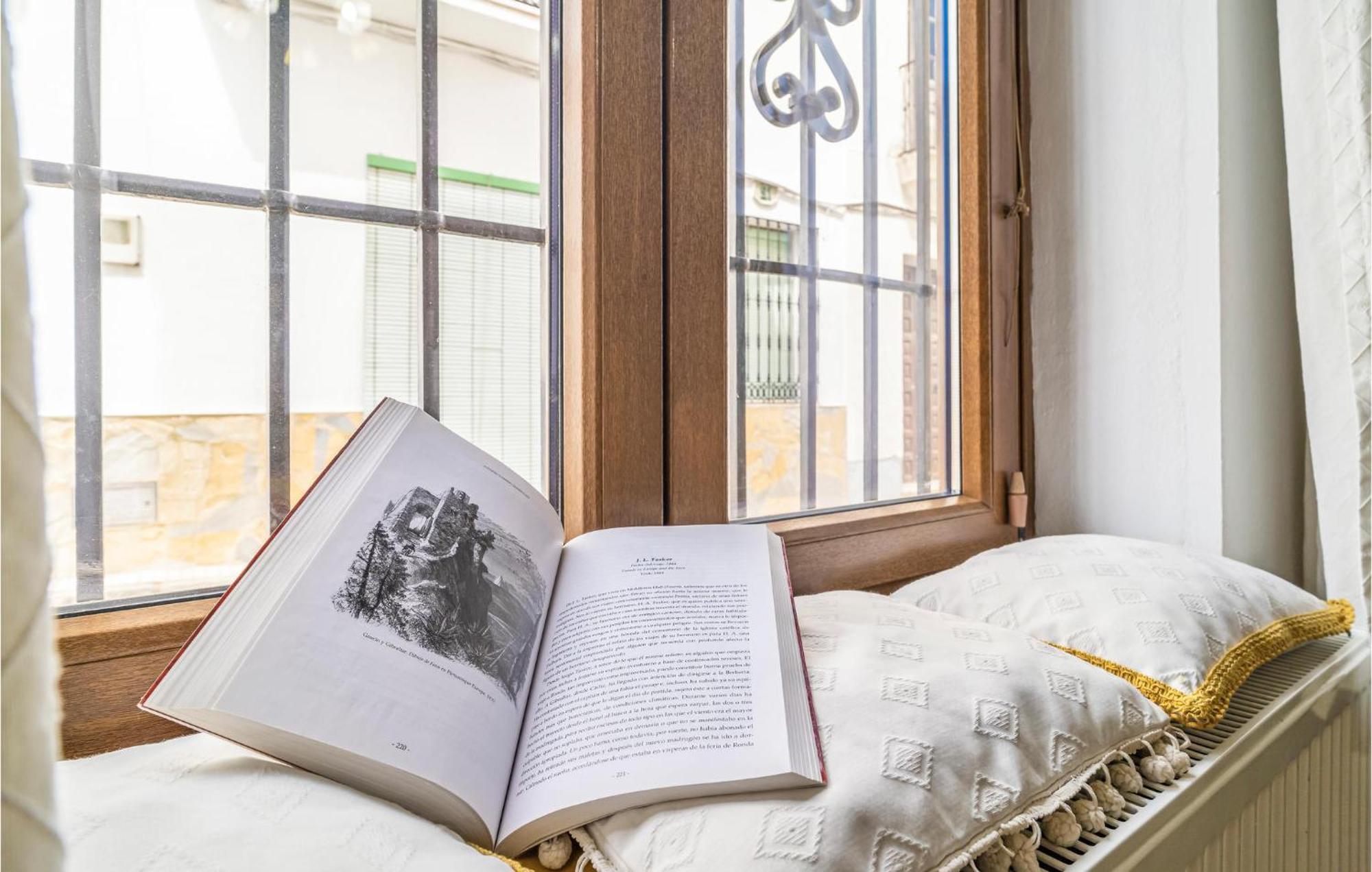 Stunning Home In Gaucin With Wifi Bagian luar foto